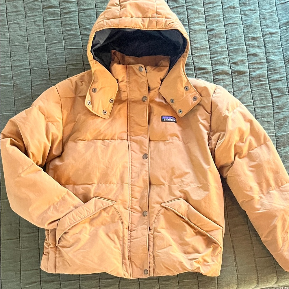Patagonia Downdrift Camel Hooded Jacket - M